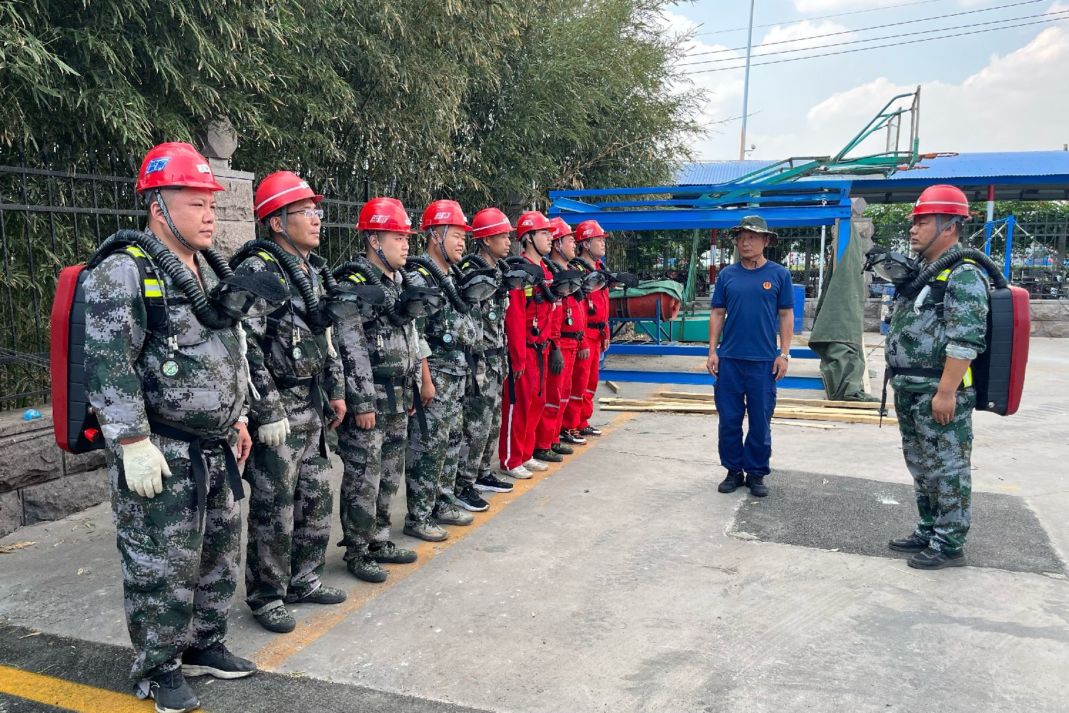 金達煤礦兼職救援隊開展專項集訓